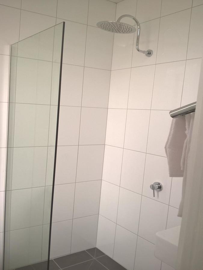 Crown Cbd Motel - City Location Бендиго Екстериор снимка