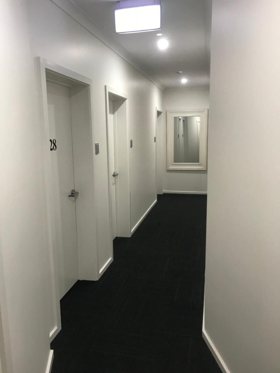 Crown Cbd Motel - City Location Бендиго Екстериор снимка